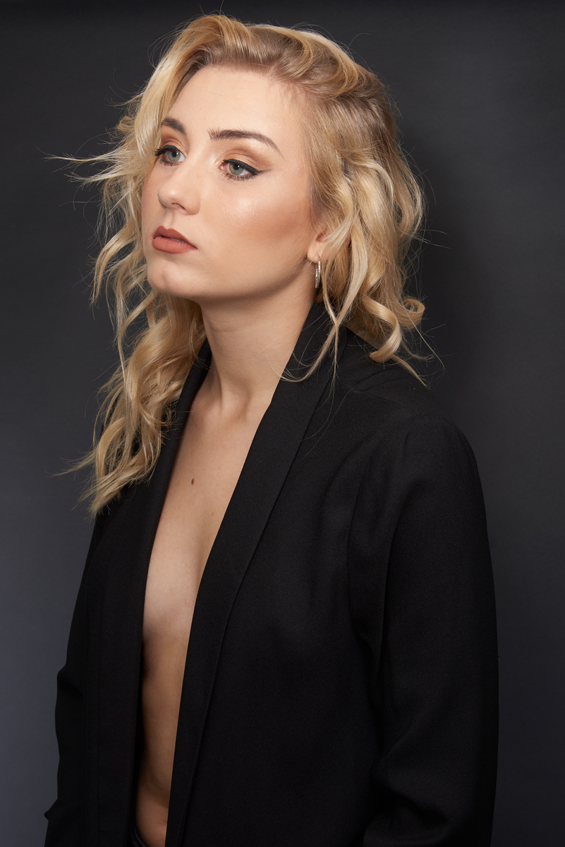 women's headshot tips